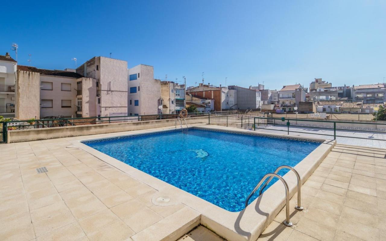 Apartamento En El Centro De 카라펠 외부 사진